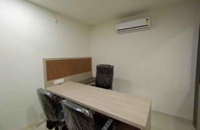 🏢 Office Space Available for Lease