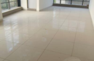 Office available on rent