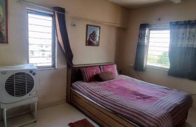 🏠 2BHK Semi-Furnished Flat for Rent