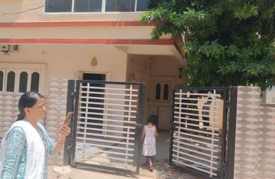 3 bhk bungalows available on rent