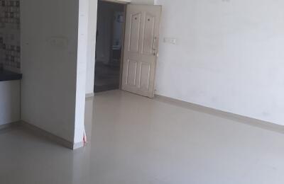 🏠 2BHK High-Rise Apartment for Rent