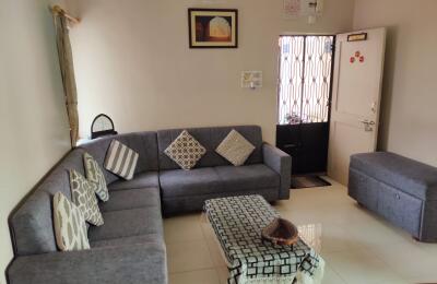 🏡 2.5BHK Low Rise Apartment for Rent
