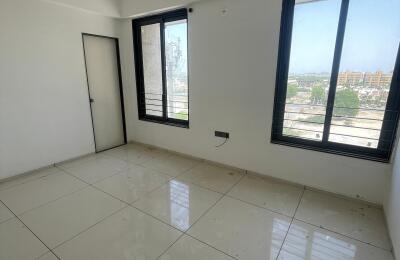 🏢 3BHK High Rise Apartment for Rent