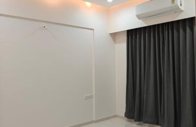 🏠 2BHK High Rise Apartment for Rent