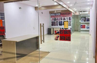 🏬 Showroom for Rent