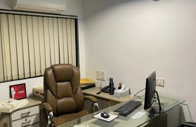 🏢 Fully Furnished Office Space for Rent
