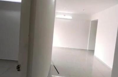 🏠 2BHK High-Rise Apartment for Rent