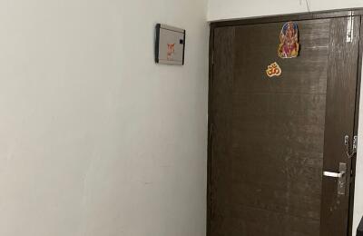 🏢 2BHK Semi-Furnished Low-Rise Apartment for Rent