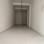 🏬 Unfurnished Showroom for Rent