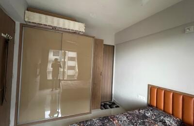 3bhk flat available on rent