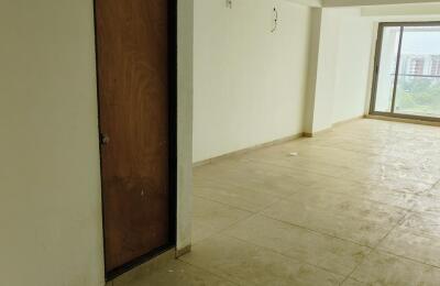 🏢 Commercial Space for Rent