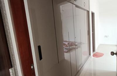 🏡 2BHK High Rise Apartment for Rent