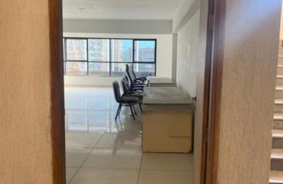 🏢 Office – For Rent