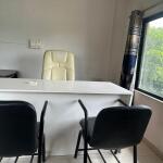 🏢 Semi-Furnished Office