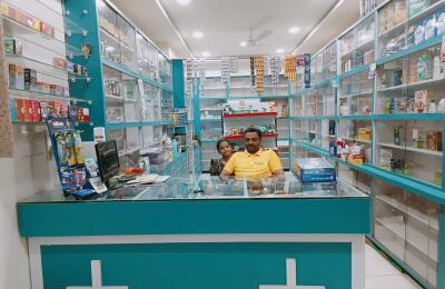 🏢 Furnished Showroom for Rent