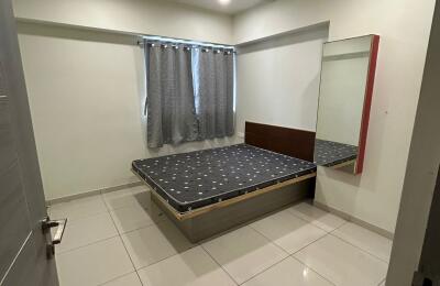 🏢 2BHK High Rise Apartment – Semi Furnished