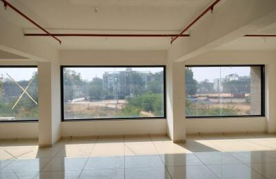 🏬 Showroom Space for Rent