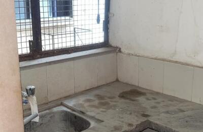 🏢 Semi-Furnished Office Space for Rent