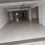 🏬 Road-Facing Showroom for Rent