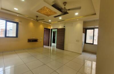 🏢 4BHK High Rise Apartment – For Rent