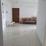 🏠 3BHK High-Rise Unfurnished Apartment for Rent