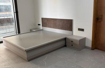 🏡 3BHK High Rise Apartment for Rent