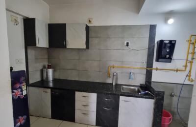 🏡 3BHK High-Rise Apartment for Rent