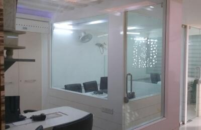 🏢 Furnished Office Space