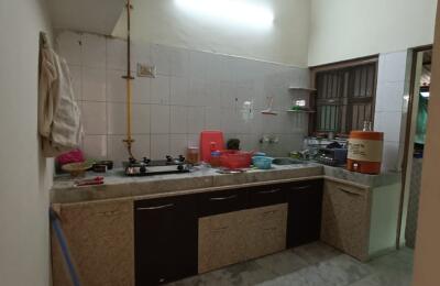 🏡 1BHK Semi-Furnished Tenement for Rent