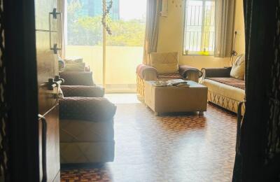 🏠 4BHK Semi-Furnished Low Rise Apartment